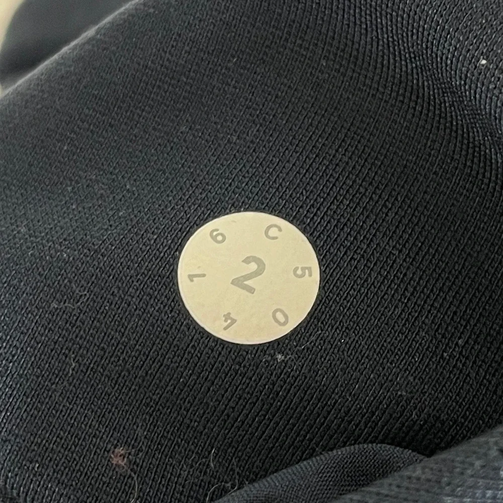 Lululemon Woven Tencel Blend Zip Fly Mid-Rise Pants  Size 2‎ Navy Blue Trousers